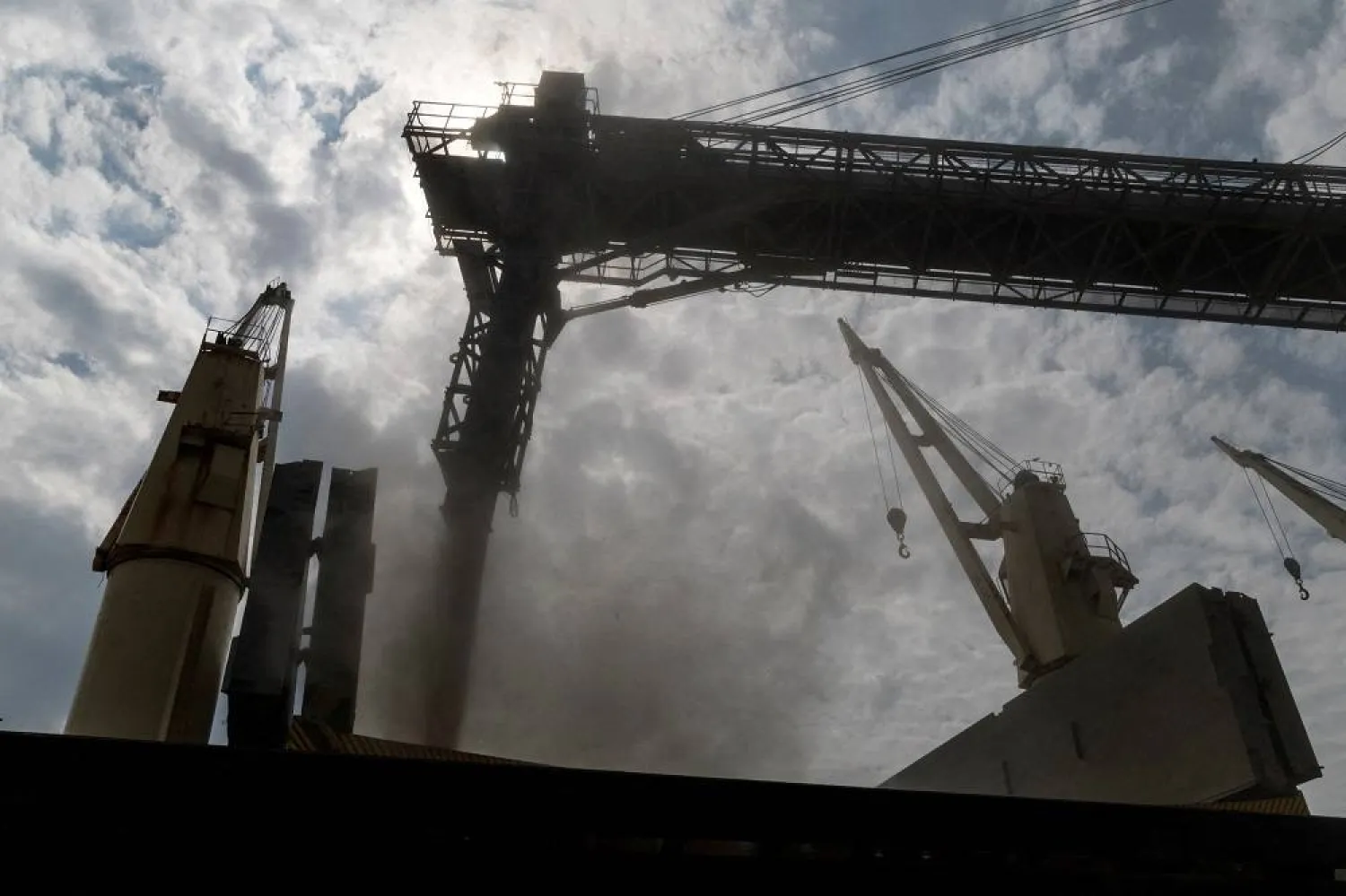 The Lebanese-flagged bulk carrier Brave Commander is seen in the sea port of Pivdennyi during loading with wheat for Ethiopia after restarting grain export, amid Russia's attack on Ukraine, in the town of Yuzhne, Odesa region, Ukraine August 14, 2022. (Reuters)