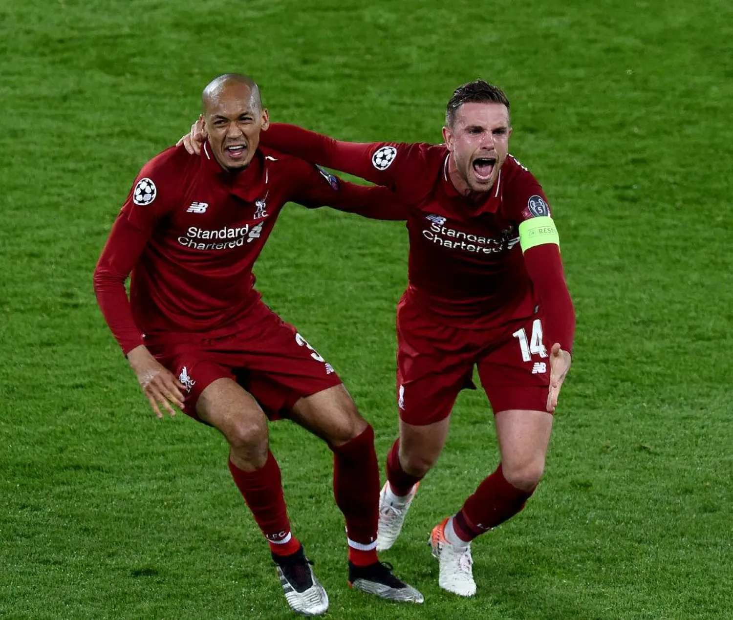 فابينيو وهندرسون... رحيلهما يفسد خطط كلوب (غيتي)