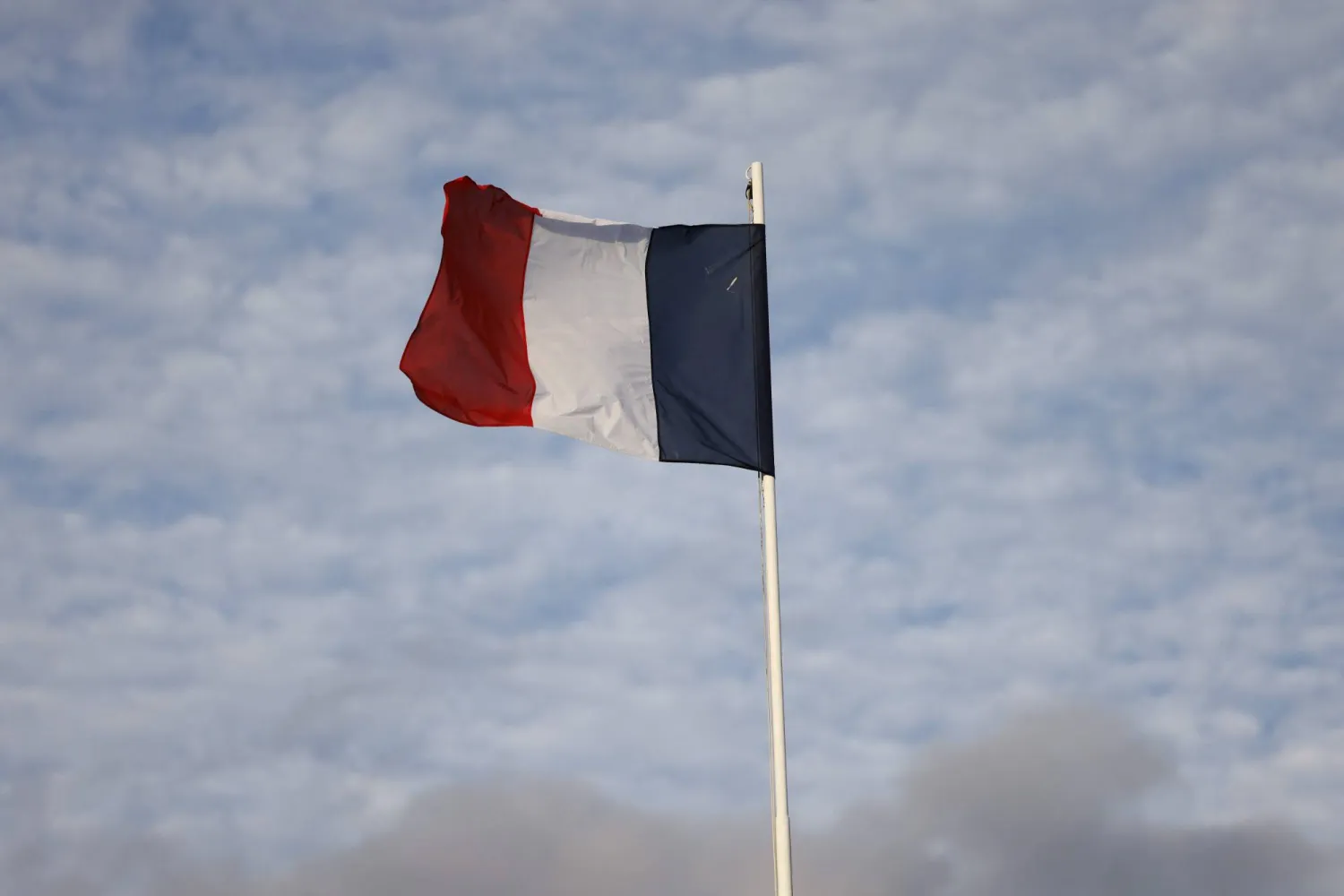 العلم الفرنسي (أ.ف.ب)