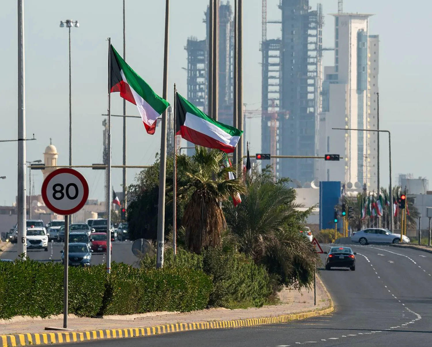 العائدات النفطية شكلت أكثر من 90 في المائة من إجمالي إيرادات الكويت (كونا)