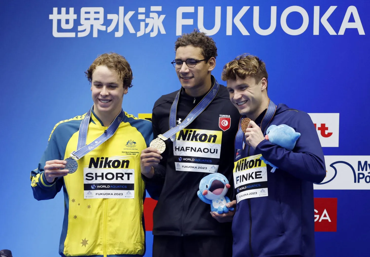 التونسي الحفناوي اعتلى عرش صدارة سباق 800 م حرة (رويترز)