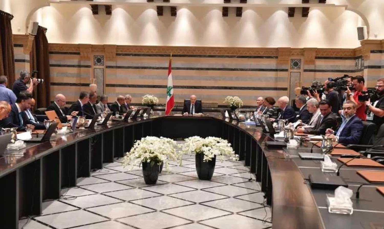 رئيس الحكومة نجيب ميقاتي يرأس اجتماعاً لمجلس الوزراء (الوكالة الوطنية)