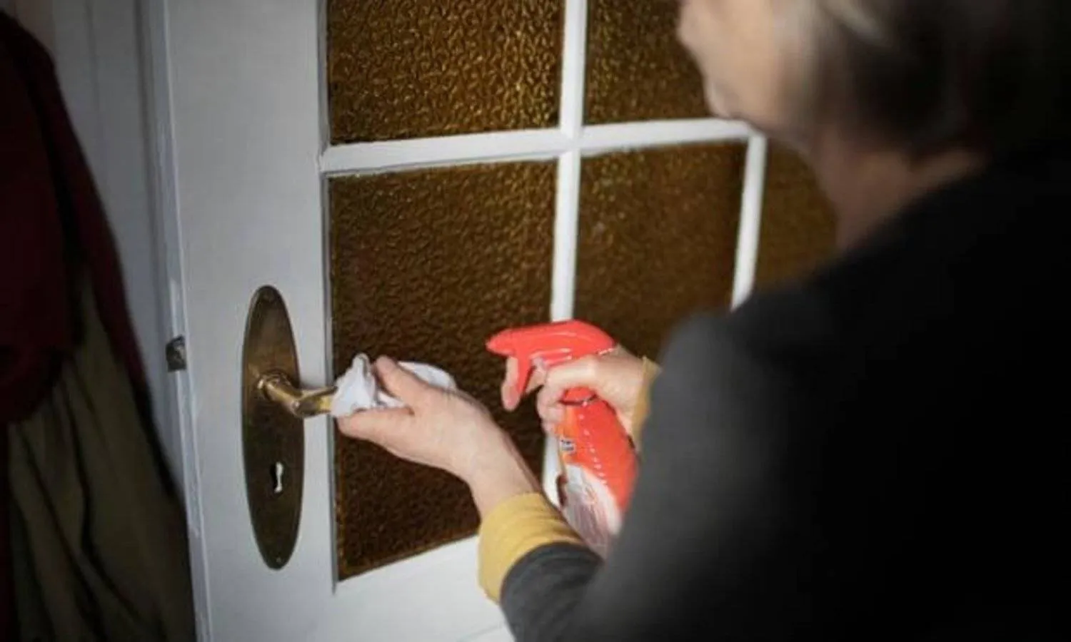 ممارسة 4 دقائق فقط من الأعمال المنزلية قد تحمي الأشخاص من السرطان (رويترز)