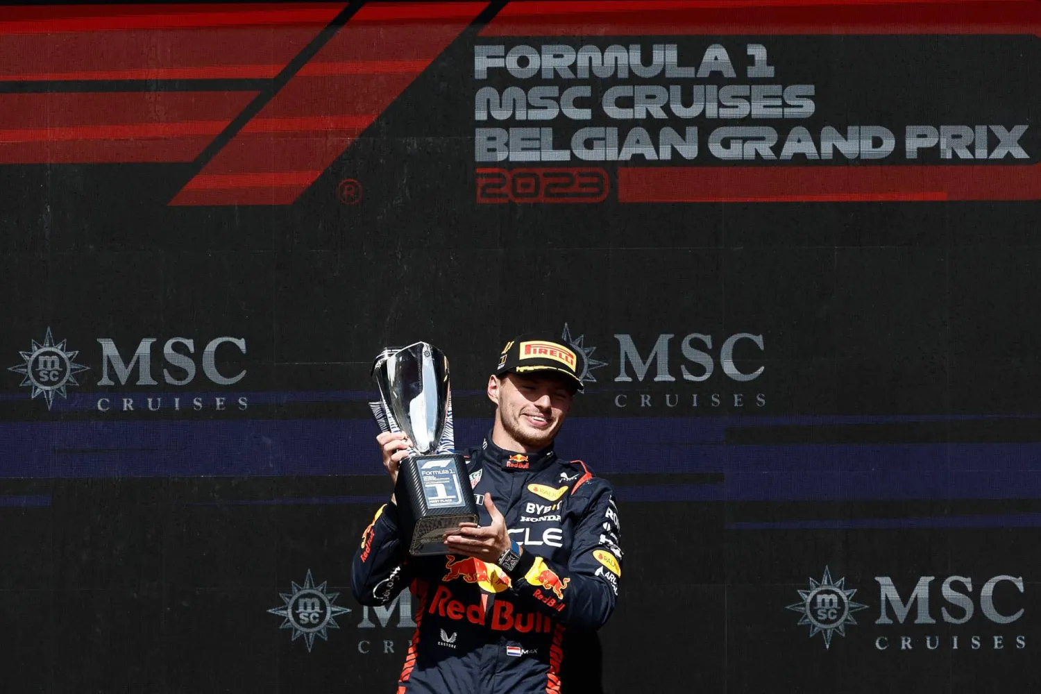 فيرستابن خلال تتويجه للمرة الثامنة توالياً (أ.ف.ب)