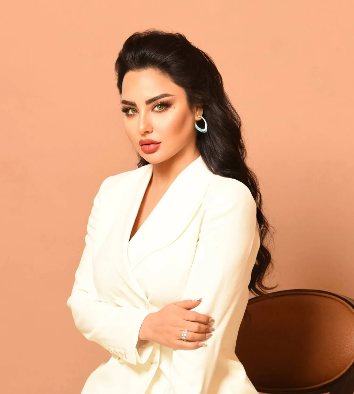 الإعلامية سهير القيسي تسعى إلى نقل صورة مختلفة عن العراق (حسابها الشخصي)