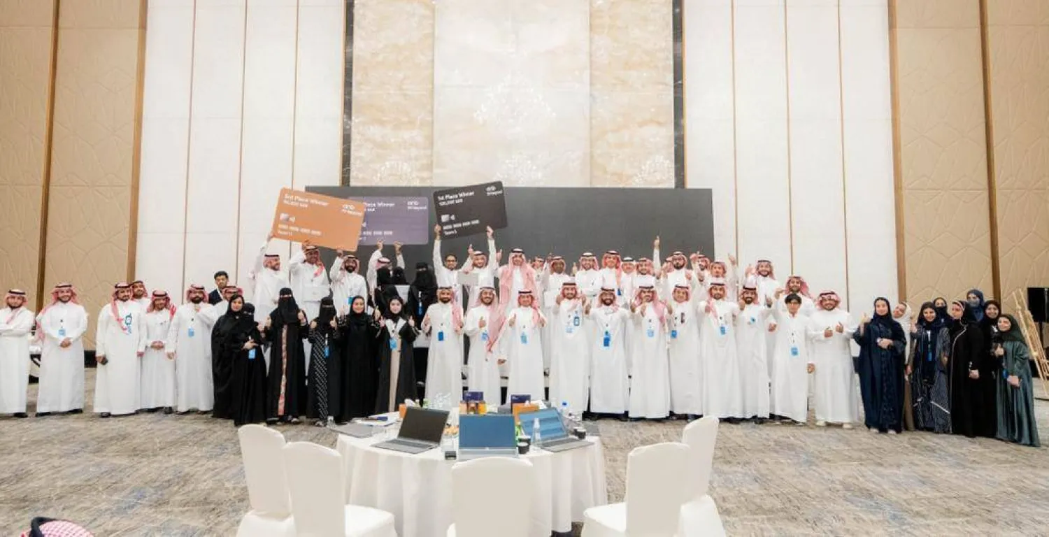 المشاركون في مبادرة «هاكاثون anb Beyond»