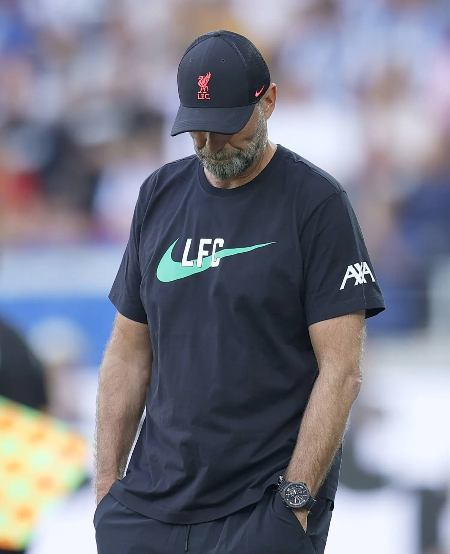 كلوب مدرب ليفربول بدا قلقاً على البريمرليغ من الدوري السعودي (إ.ب.أ)