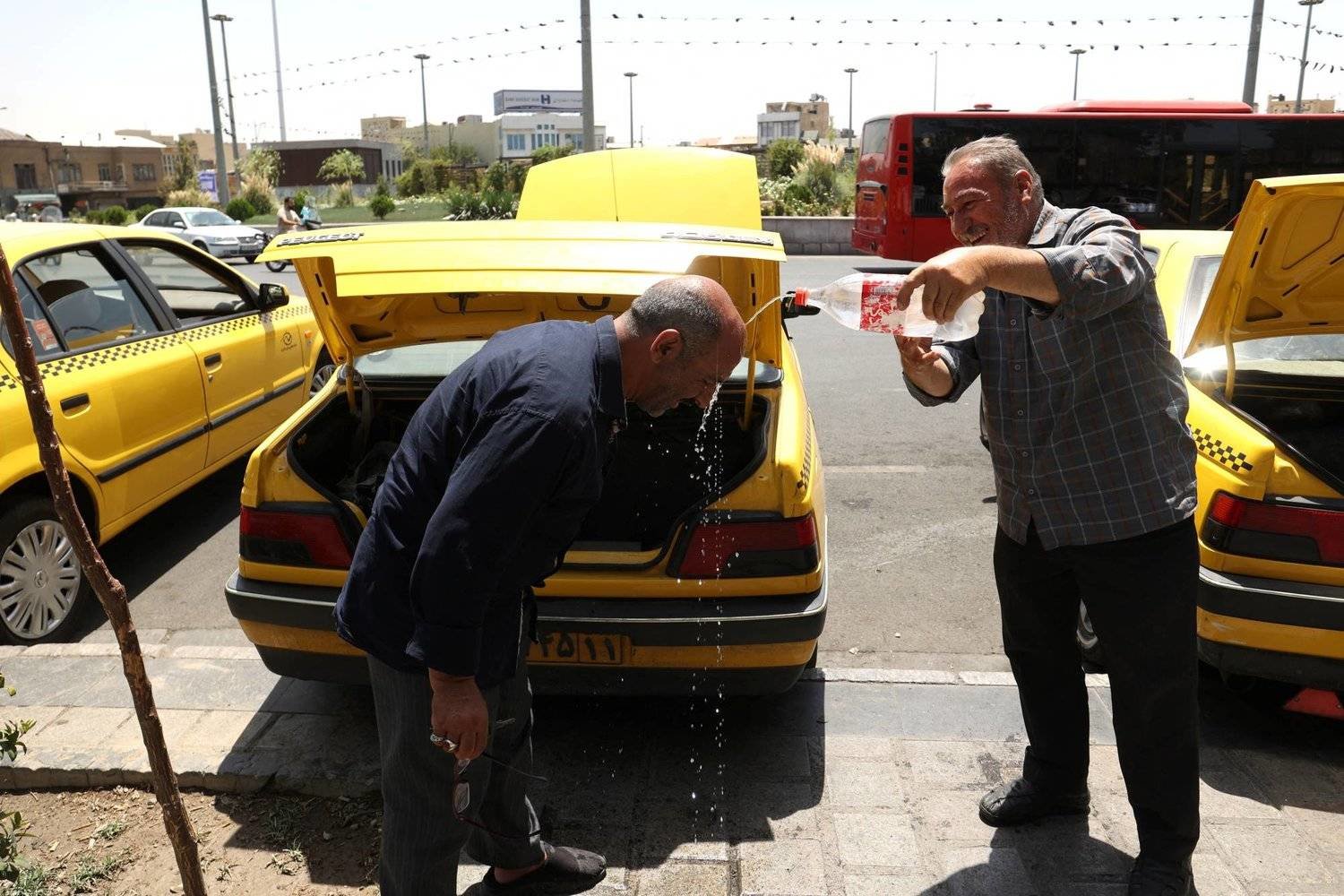 Iran Extends Holiday over Extreme Heat, Electricity Shortage