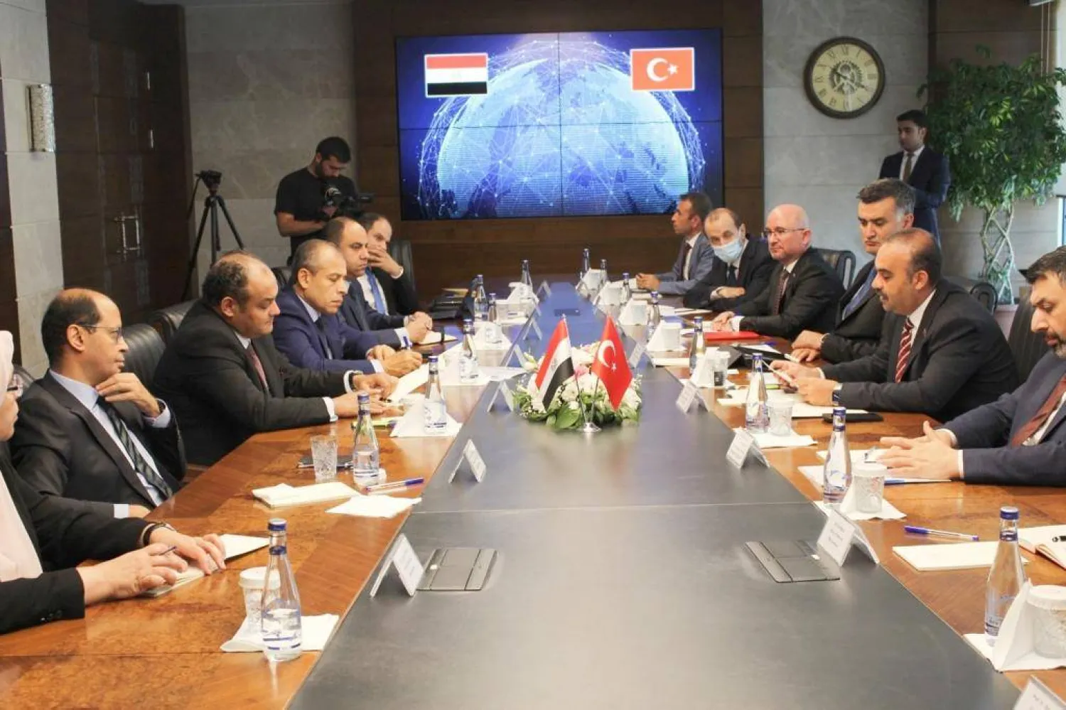 مباحثات وزير التجارة المصري مع وزير الصناعة التركي في أنقرة (وزارة التجارة المصرية)