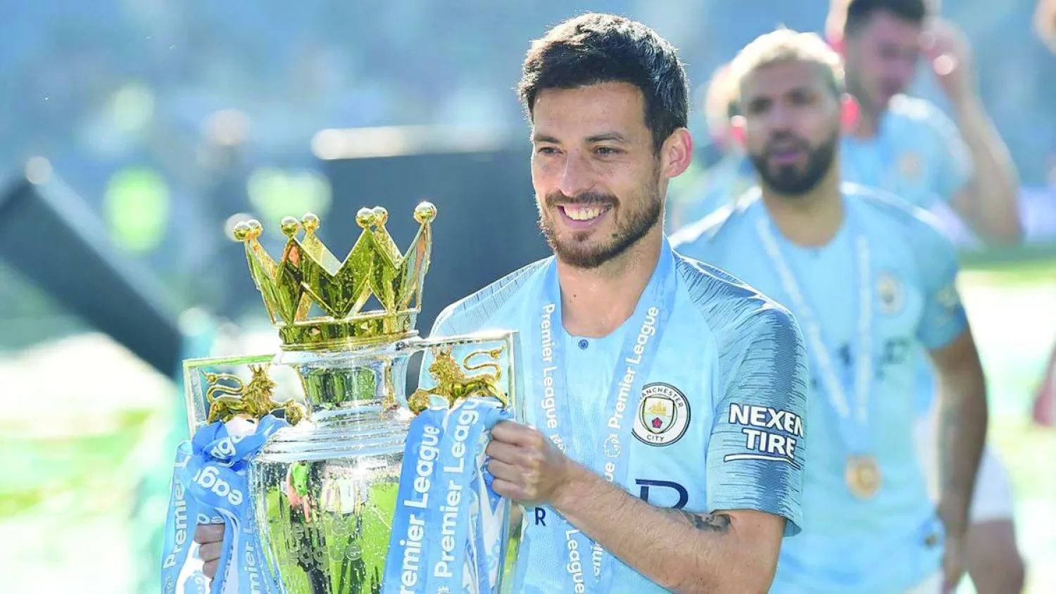 ديفيد سيلفا فاز مع مانشستر سيتي بلقب الدوري الإنجليزي عام 2019 (غيتي)