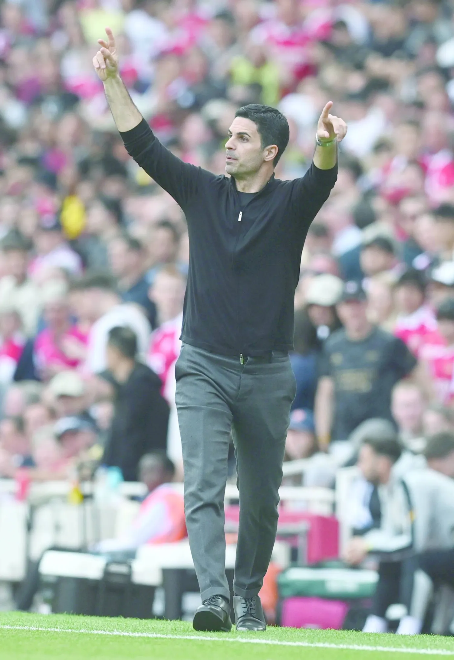 أرتيتا مدرب آرسنال (إ.ب.أ)