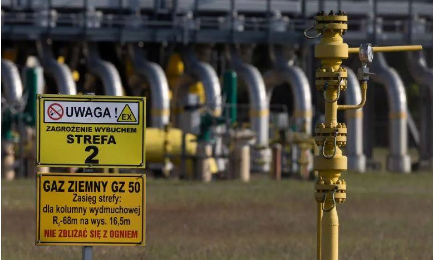 جزء من القسم البولندي لمحطة الغاز التي تربط روسيا بغرب أوروبا (أرشيفية - رويترز)