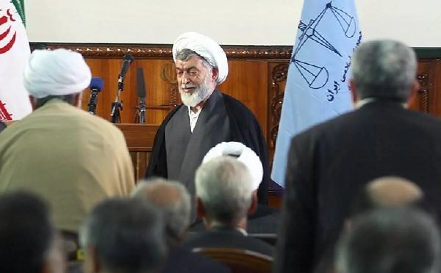 حسين علي نيري خلال مناسبة للقضاء الإيراني (فارس)