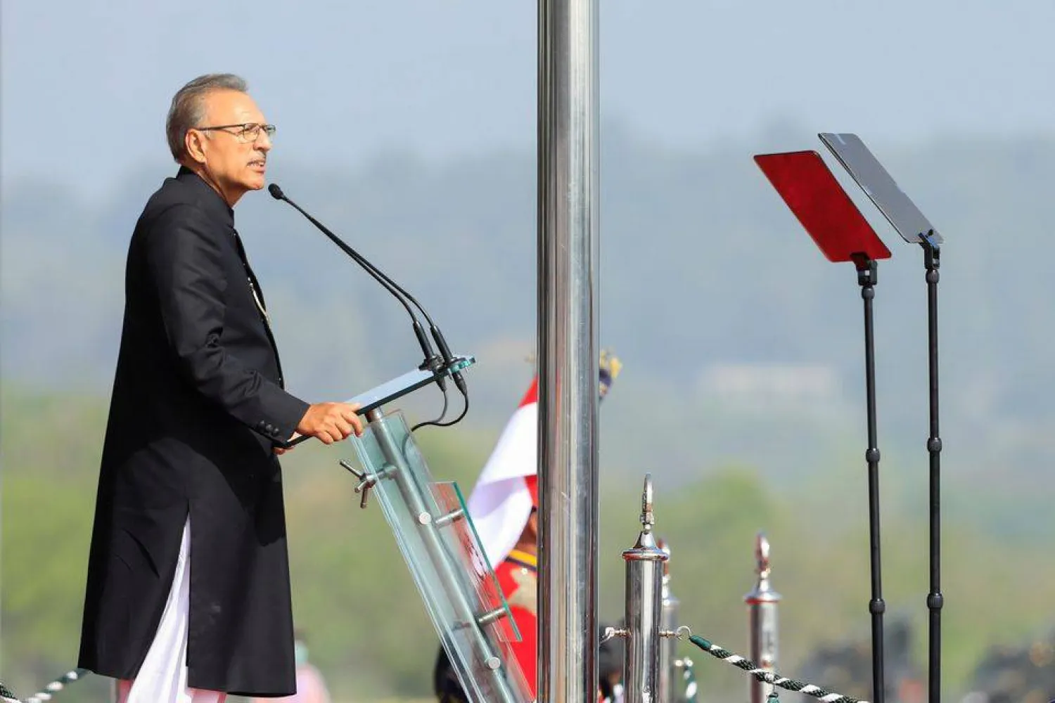 الرئيس الباكستاني عارف علوي (أرشيفية - رويترز)