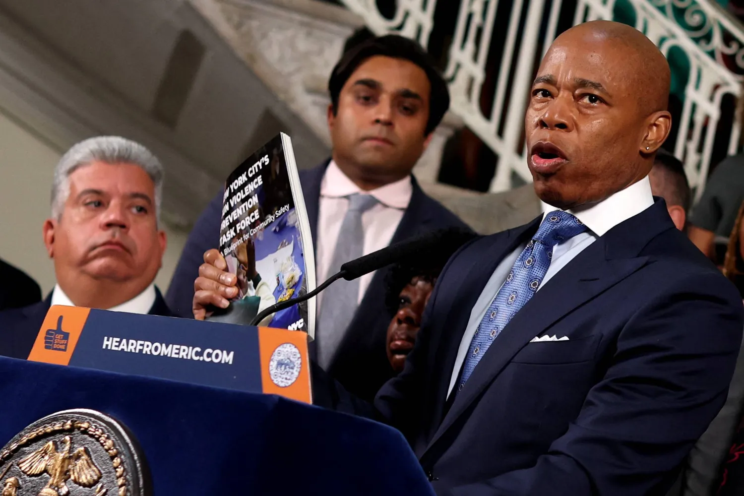 رئيس بلدية نيويورك إريك آدامز (رويترز)