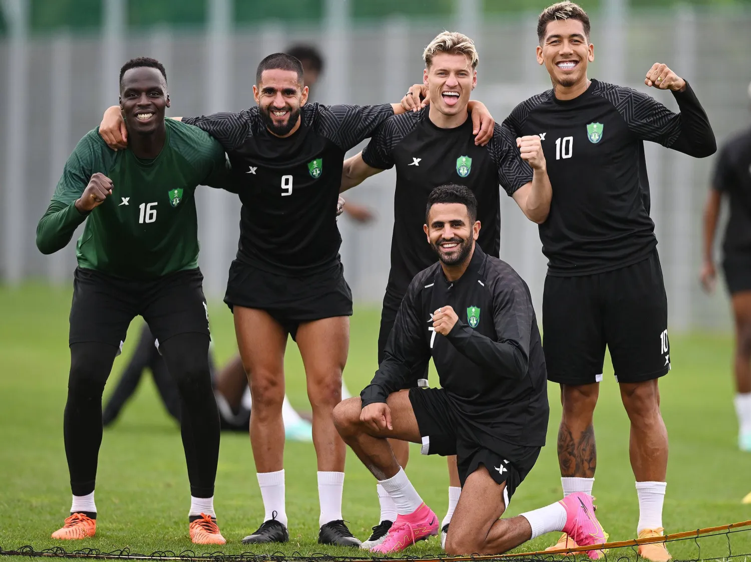 الأهلي سيشارك بلاعبيه الجدد أمام الحزم (النادي الأهلي)