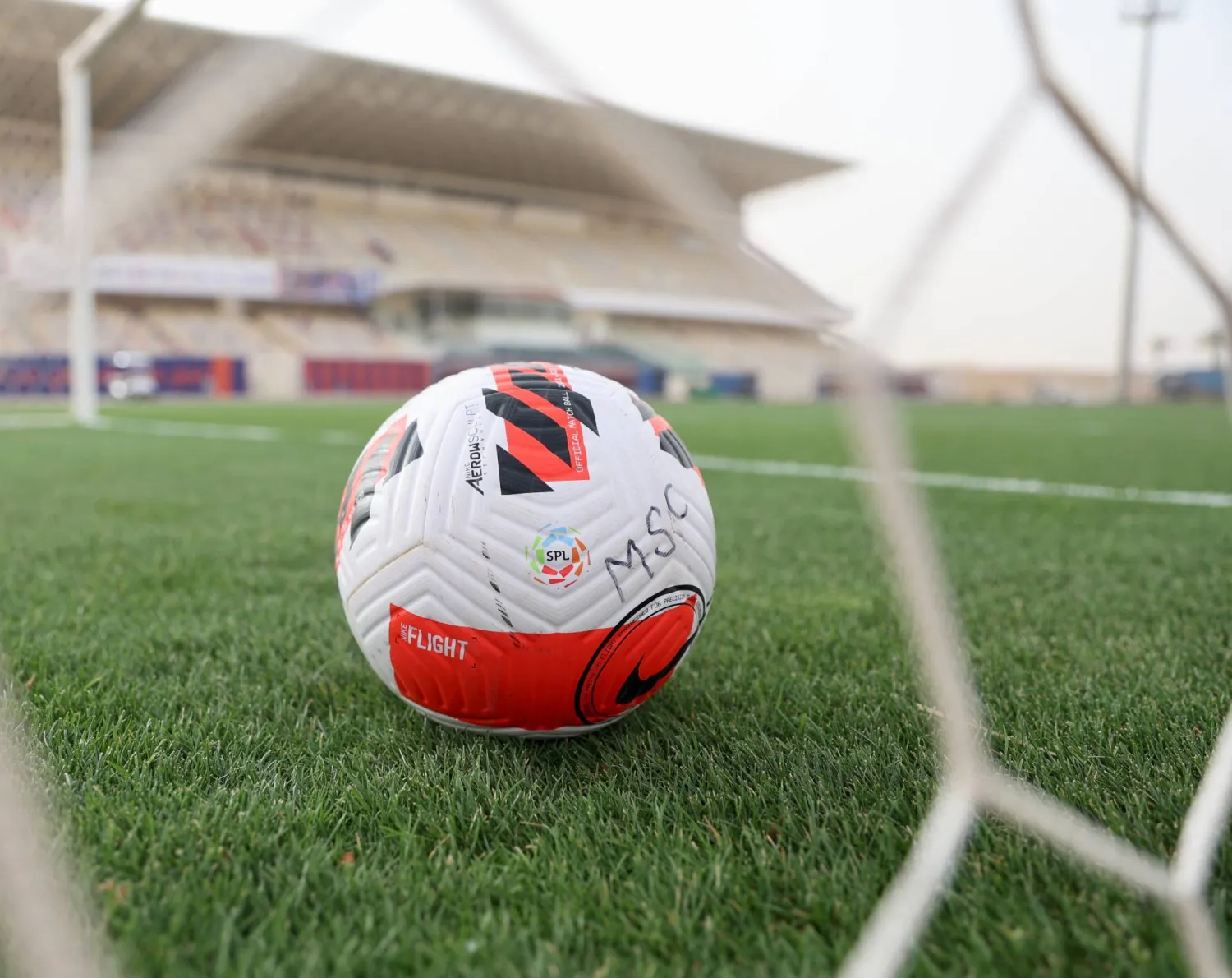 رابطة المحترفين السعودية أكدت على إقامة المباريات في مواعيدها بسبب عقود النقل التلفزيوني (الشرق الأوسط)