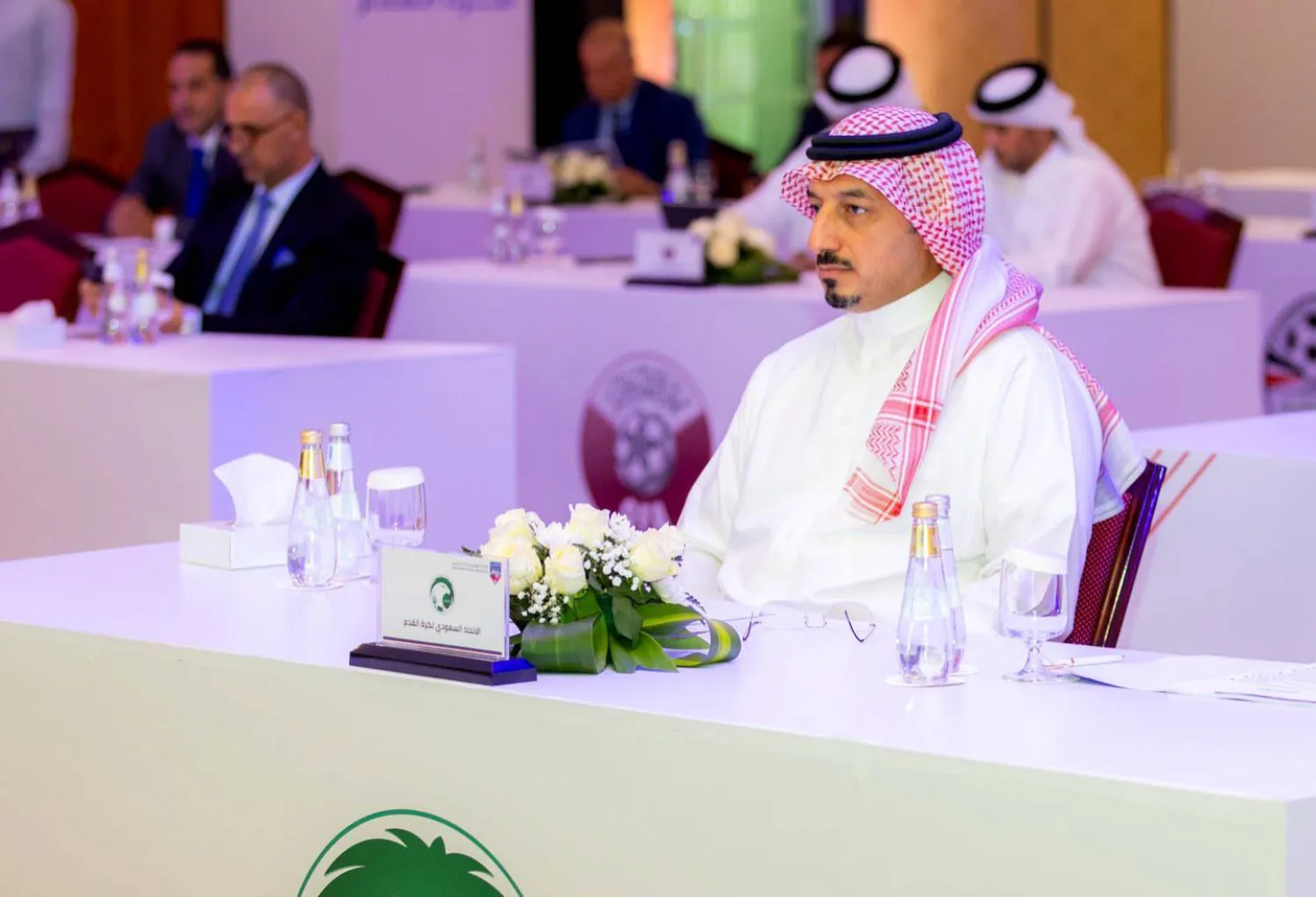 ياسر المسحل خلال حضوره اجتماعات الاتحاد العربي بالطائف (الاتحاد السعودي لكرة القدم)