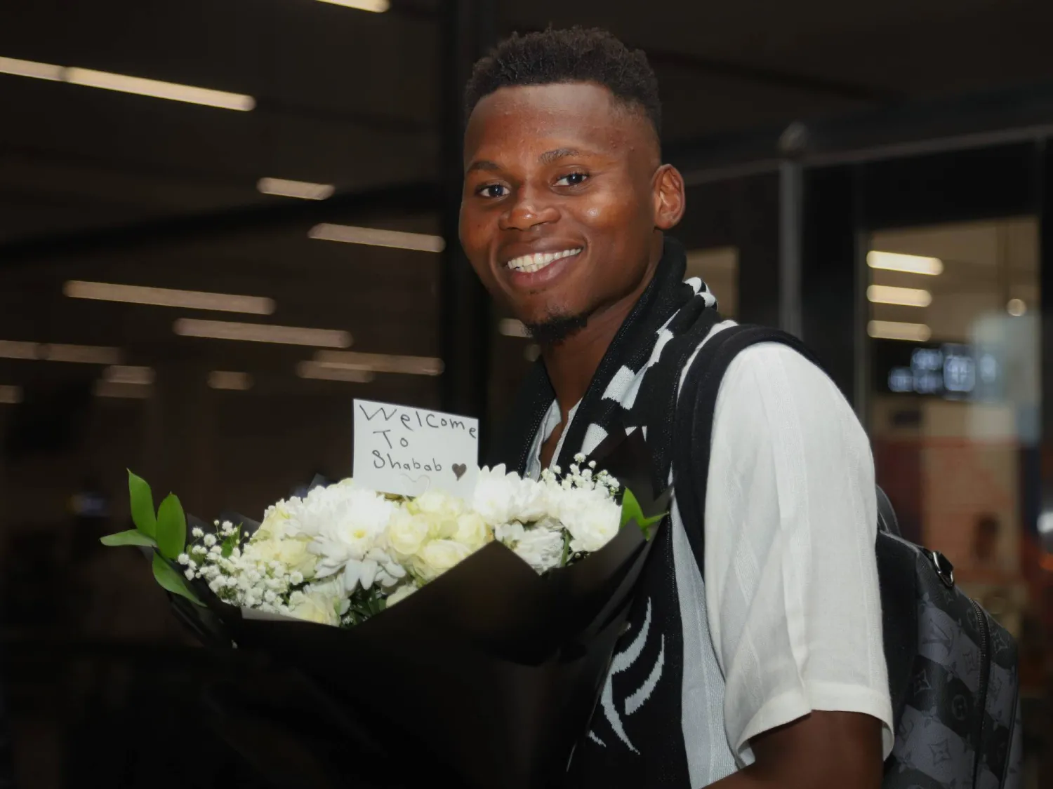 ديالو لدى وصوله إلى الرياض (نادي الشباب)