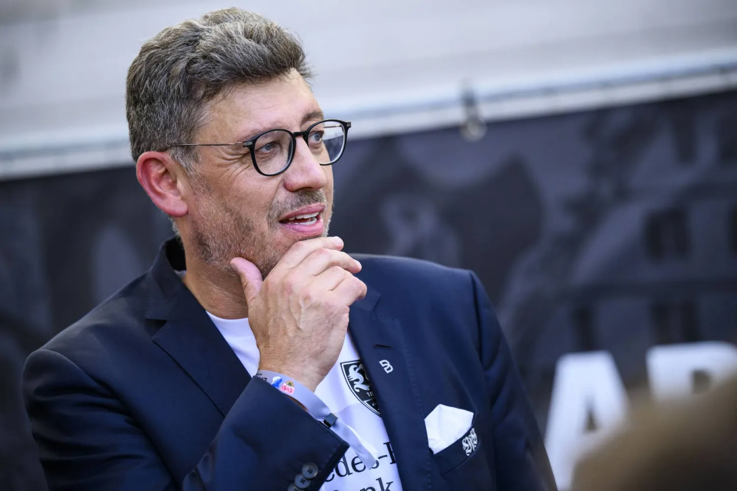 رئيس نادي شتوتغارت قال إن القدرة التنافسية لا تتعلق فقط بالمال (د.ب.أ)