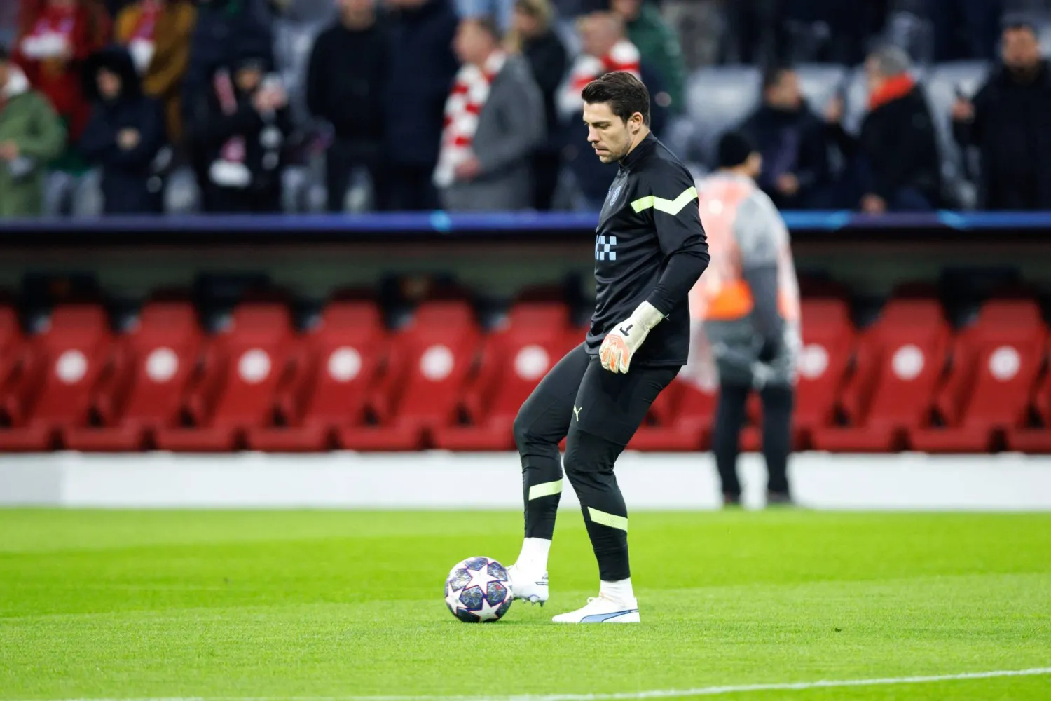 ستيفان أورتيغا حارس مرمى (د.ب.أ)