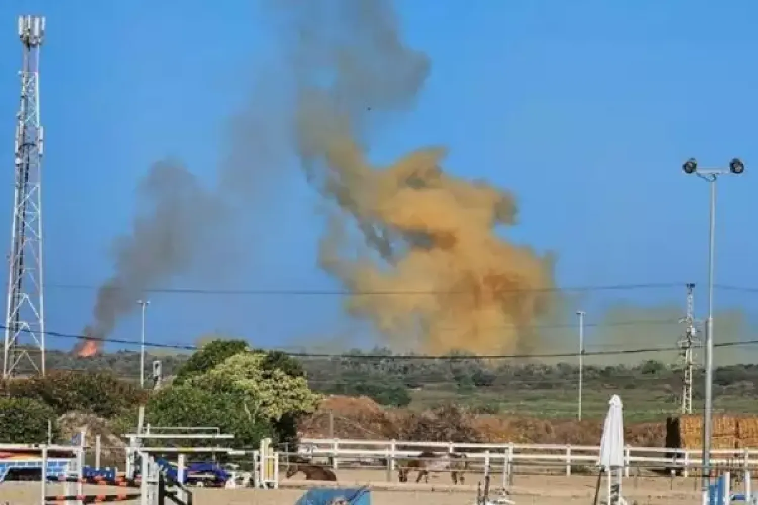 المصنع العسكري قرب هرتسليا وقت الانفجار (الصناعات العسكرية)