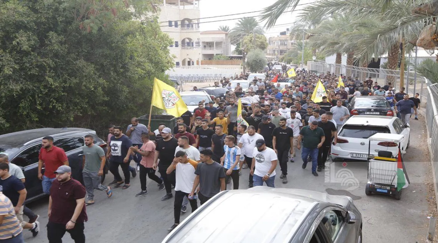 تشييع جثمان قصي الولجي (16عاماً) في مخيم عقبة جبر بأريحا الثلاثاء (وفا)