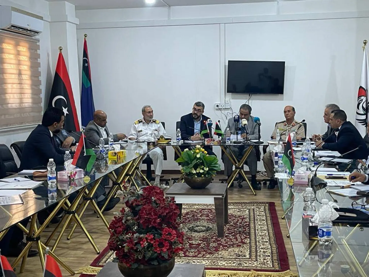 وزراء في حكومة «الوحدة» الليبية المؤقتة يناقشون مع المجلس البلدي في الخمس أزمات المدينة (وزير الحكم المحلي)