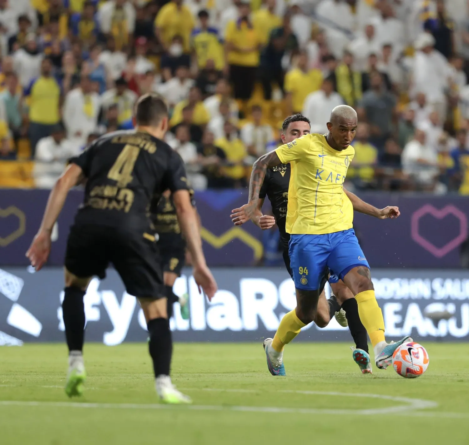 تاليسكا خلال مشاركته في مباراة النصر الأخيرة أمام التعاون (تصوير: عبدالعزيز النومان)