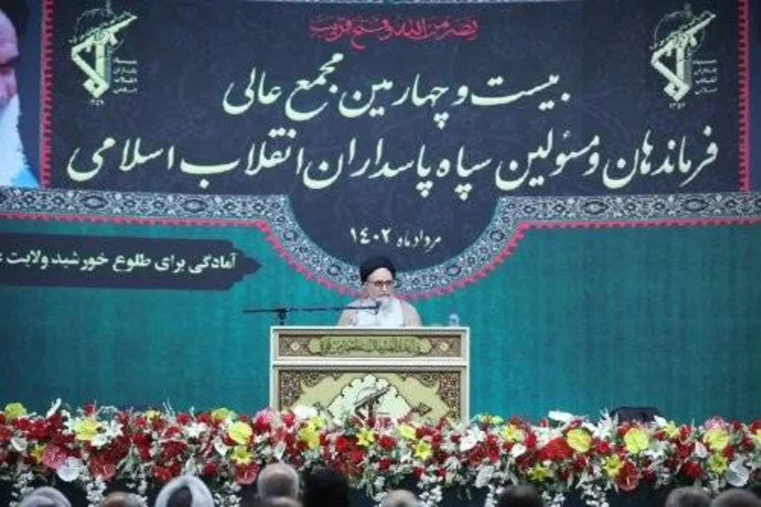 Khatib delivers a speech before the Supreme Assembly of Commanders of the IRGC. (ISNA) 