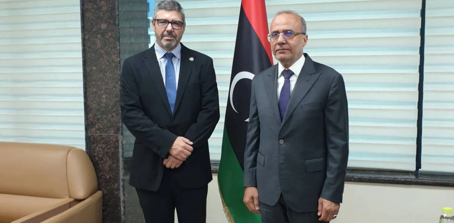 اللافي وسفير الاتحاد الأوروبي المنتهية مهمته في ليبيا خوسيه ساباديل (حساب السفير على إكس)