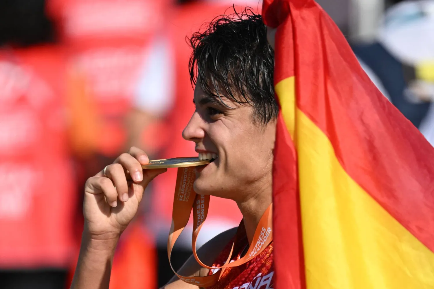 النجمة الإسبانية فازت بذهبية إضافية (أ.ف.ب)