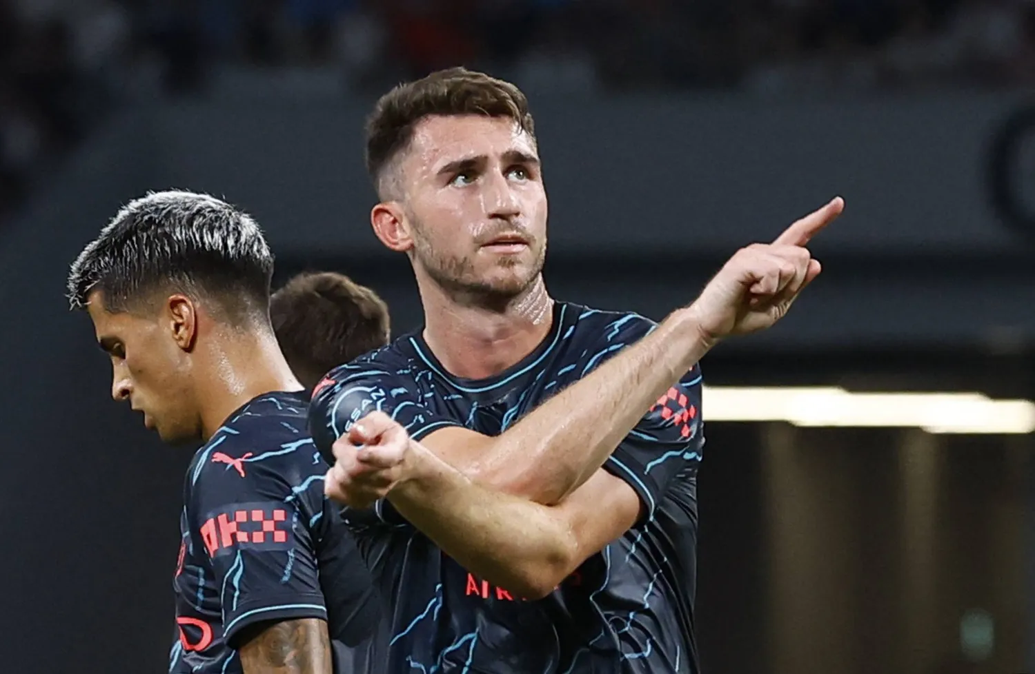 لابورت يتأهب للانضمام للنصر السعودي (رويترز)