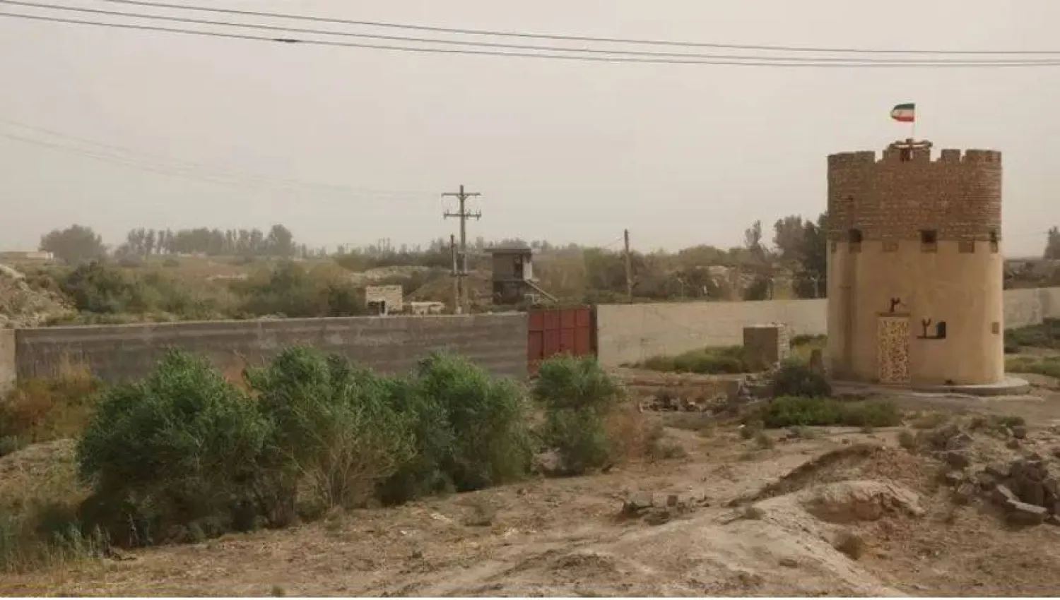 برج مراقبة في منطقة الحدود بمحافظة سيستان وبلوشستان الإيرانية (أرشيفية - رويترز)