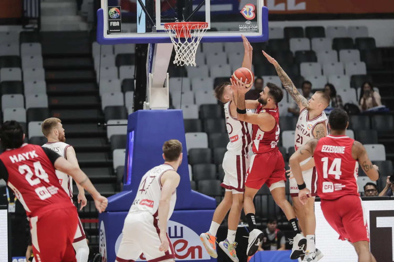 لاتفيا نجحت في كسب لبنان في مستهل مشوارها المونديالي (إ.ب.أ)