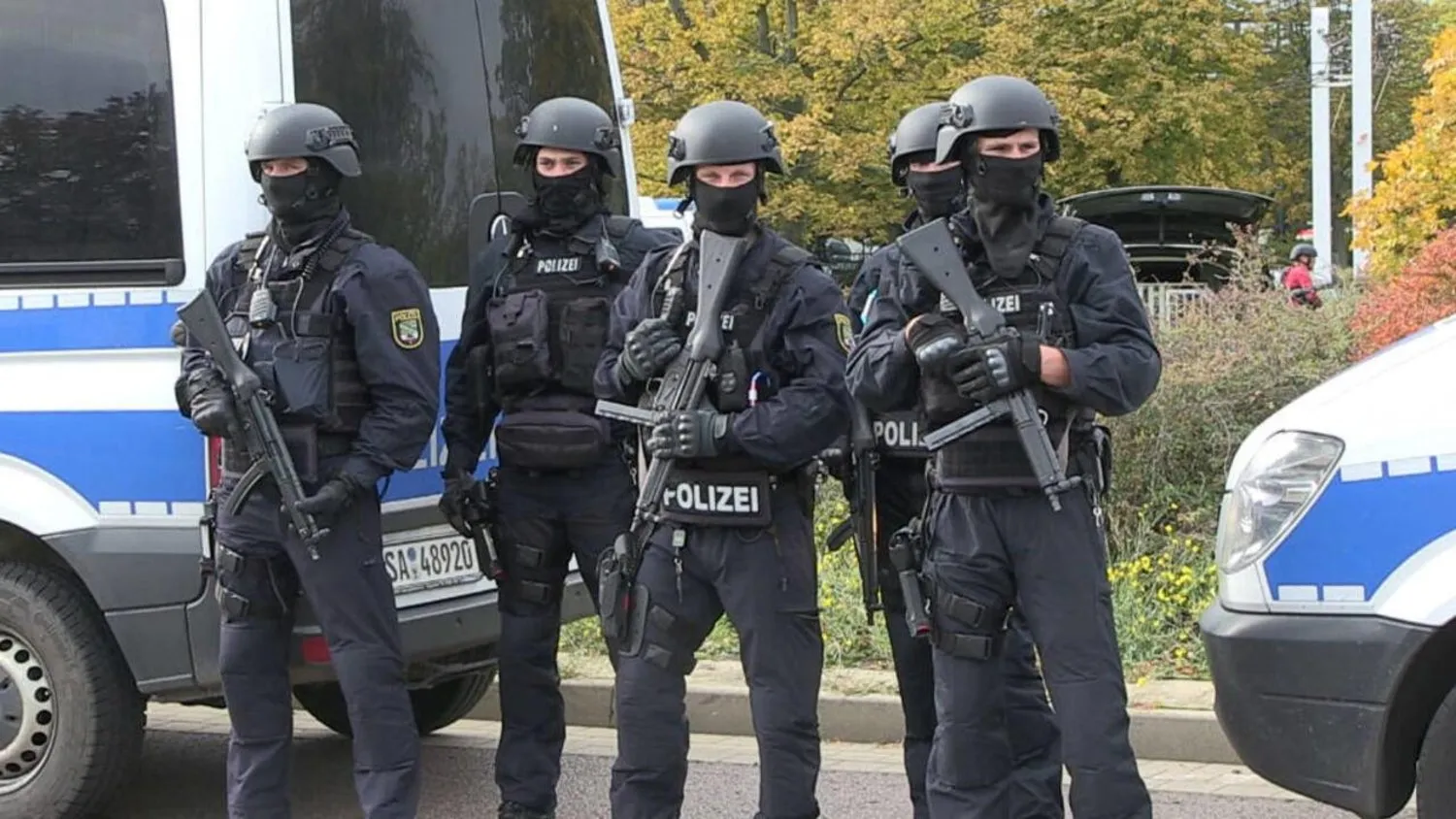 Alman polisleri. (Arşiv-Reuters)