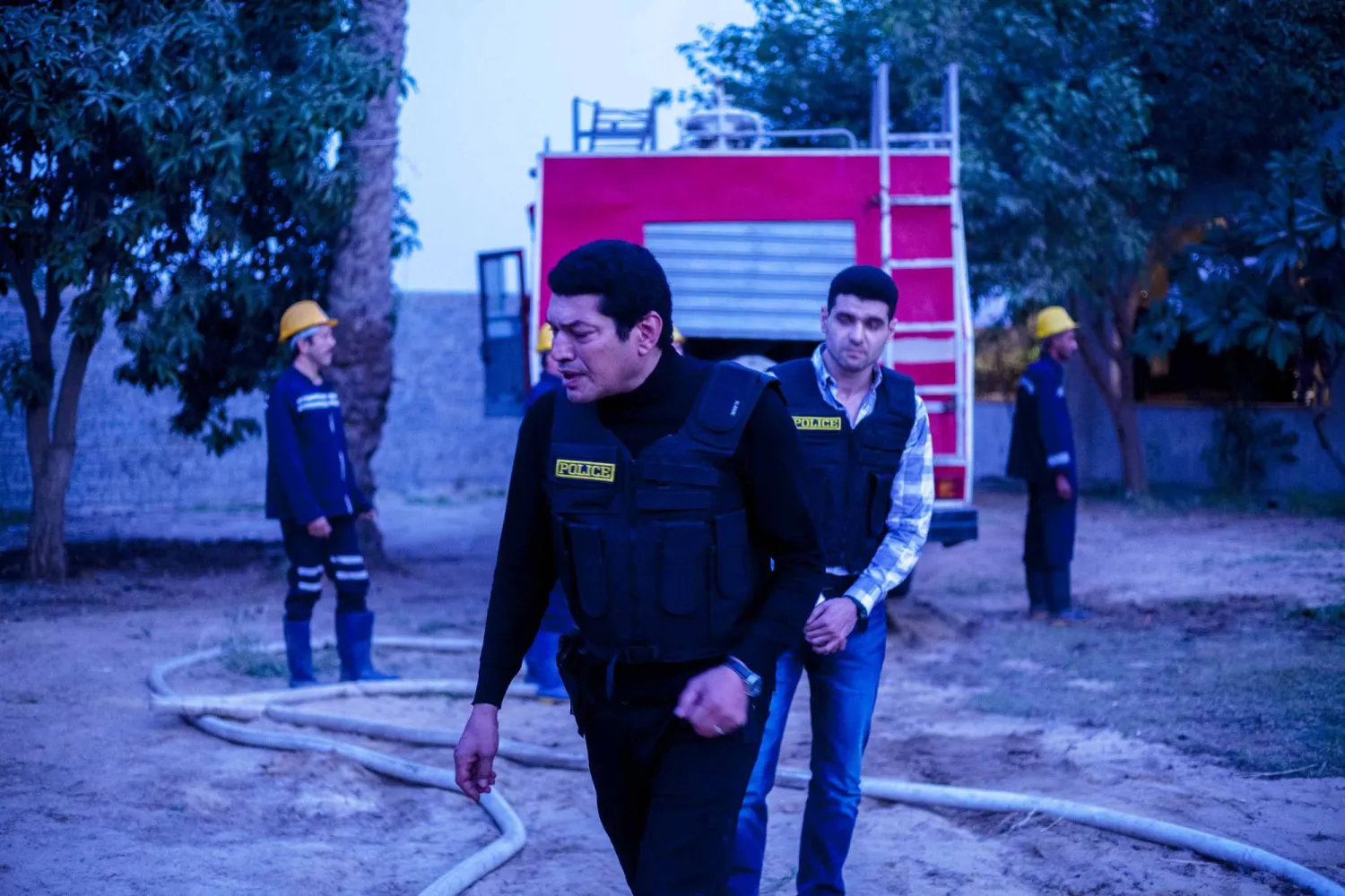 باسم سمرة في لقطة من المسلسل (مصدر الصور: منصة شاهد)