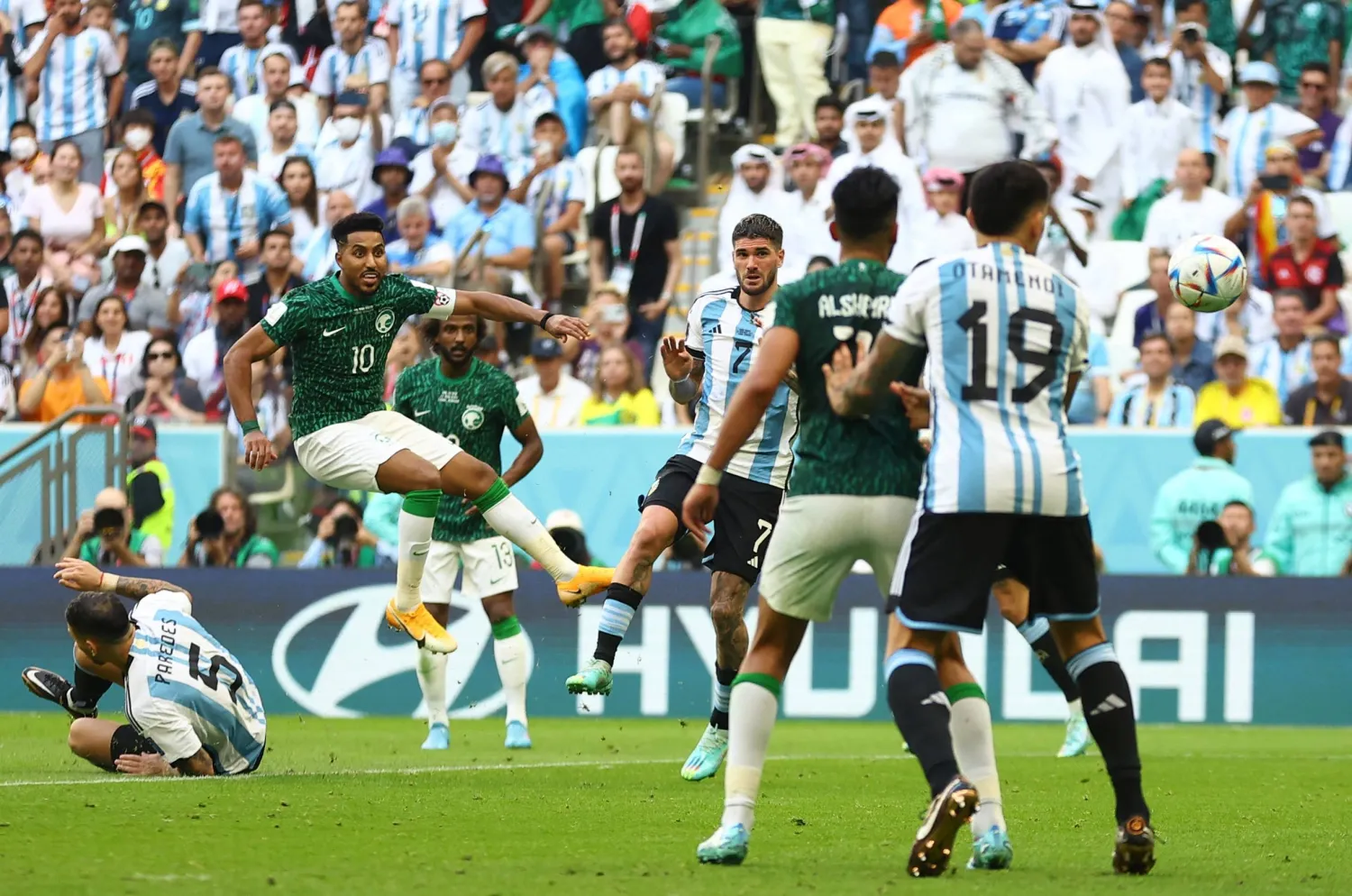 المنتخب السعودي يأمل تسجيل انطلاقة جديدة بعد رحيل رينارد (رويترز)