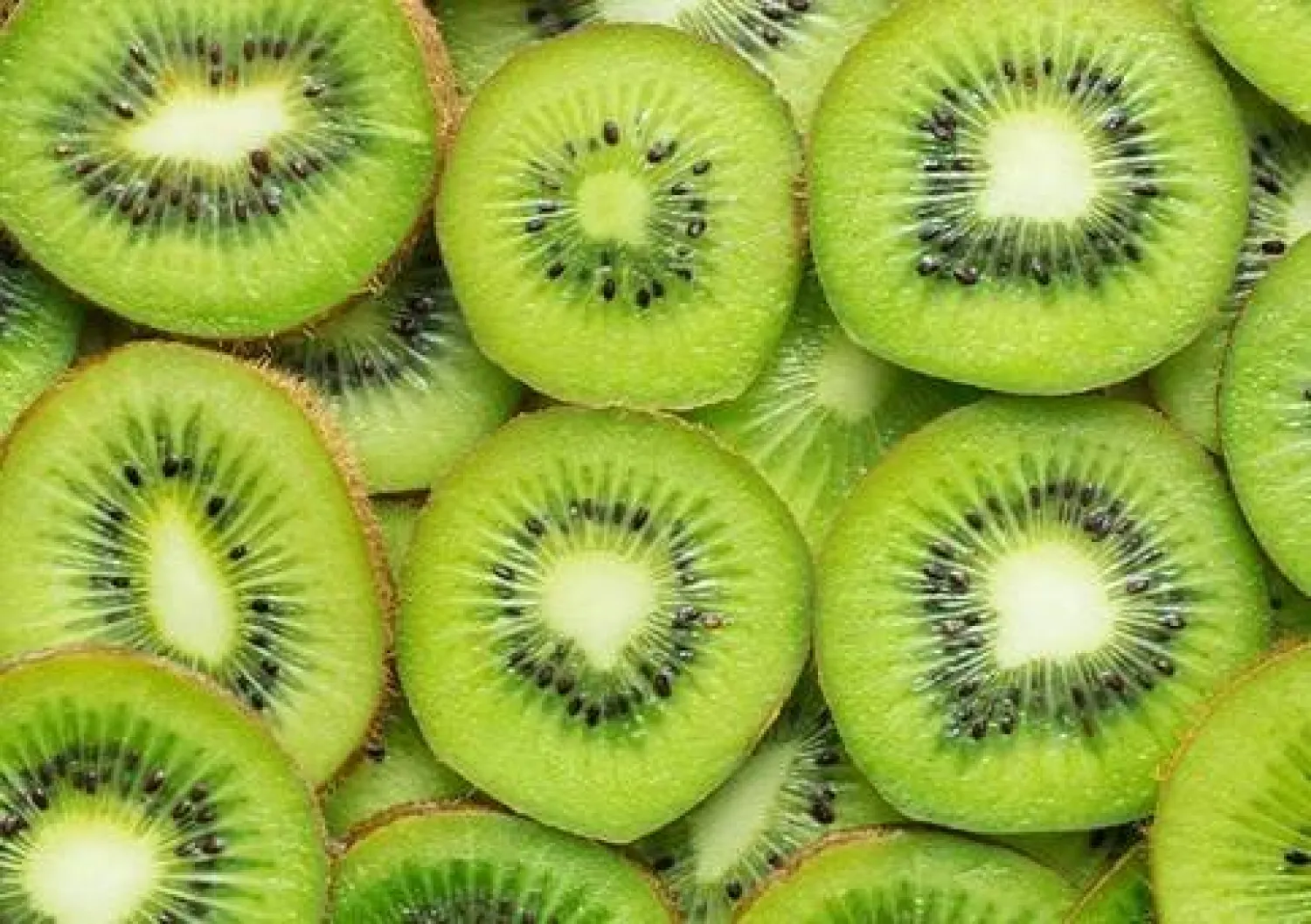 مواد غذائية تنظف الجسم من النيكوتين!