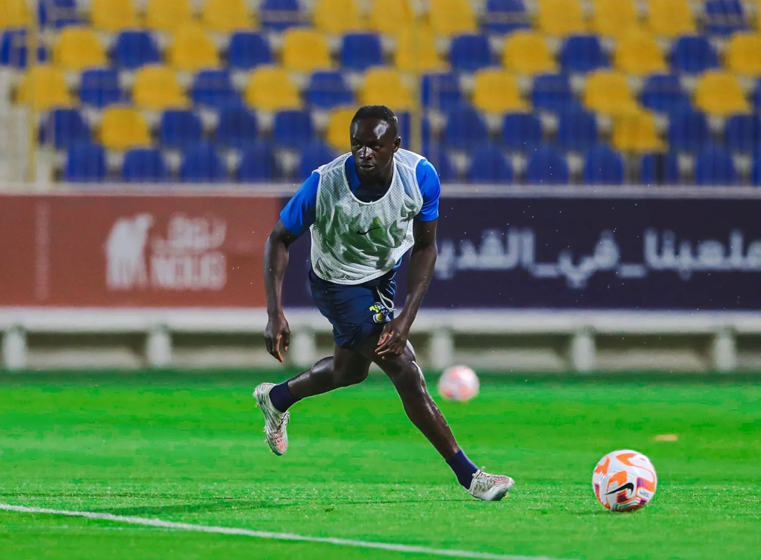 ماني خلال تدريبات النصر الأخيرة (نادي النصر)