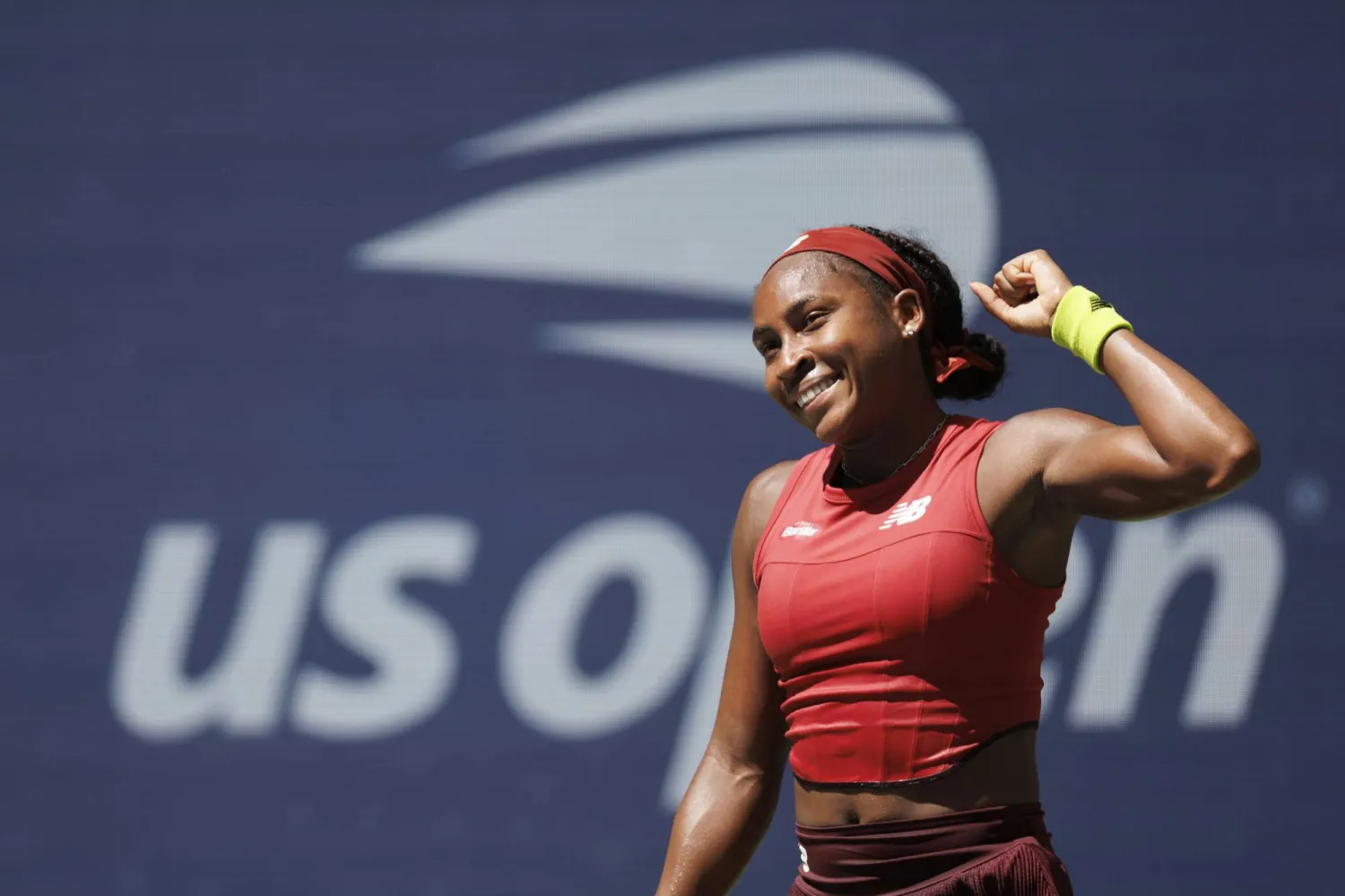 كوكو غوف لدى احتفالها بالفوز على ميرا أندرييفا (إ.ب.أ)