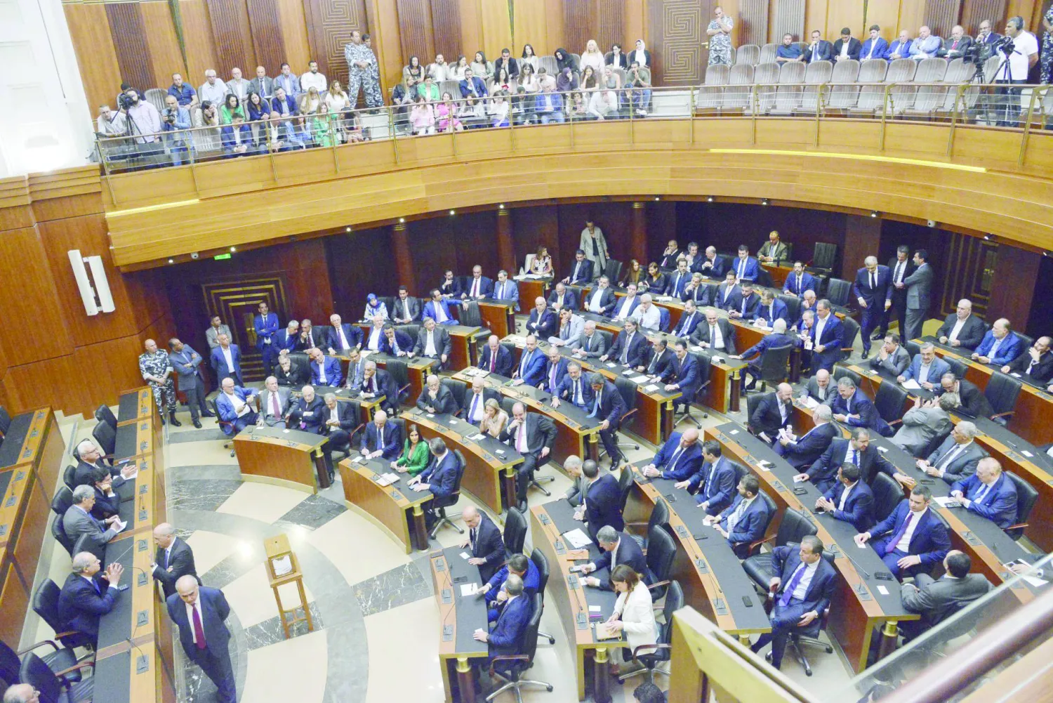 من الجلسة الأخيرة لمجلس النواب اللبناني لانتخاب رئيس في 14 يونيو الماضي (د.ب.أ)