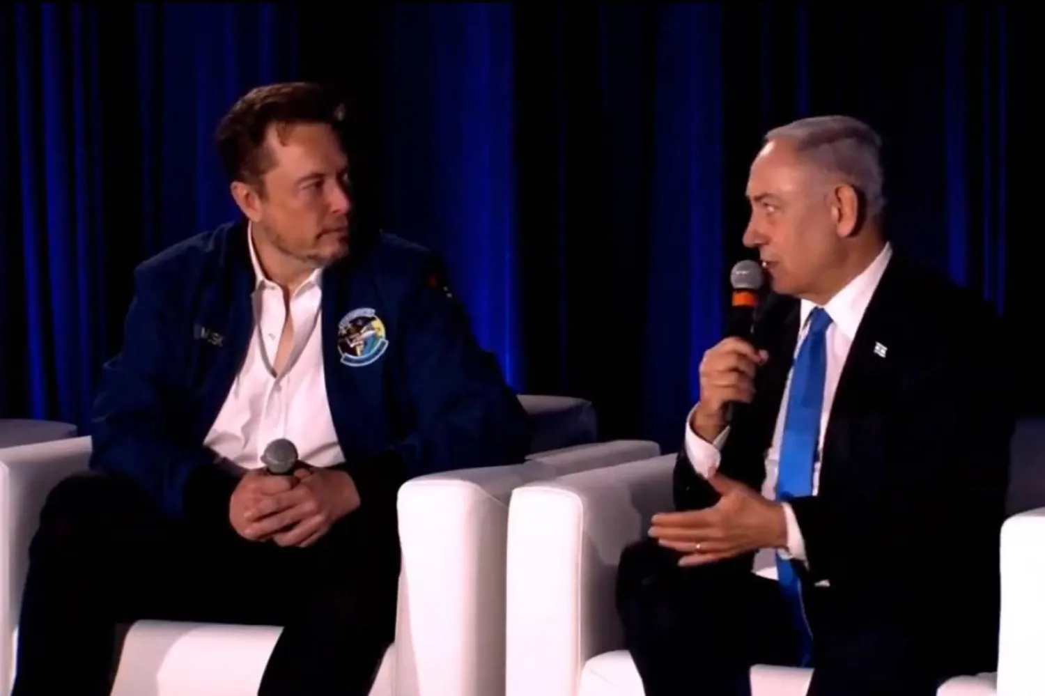 Elon Musk ve Binyamin Netanyahu, eskiden Twitter diye bilinen X'te 18 Eylül 2023'te yayımlanan bir söyleşide konuşuyor (Binyamin Netanyahu/X)