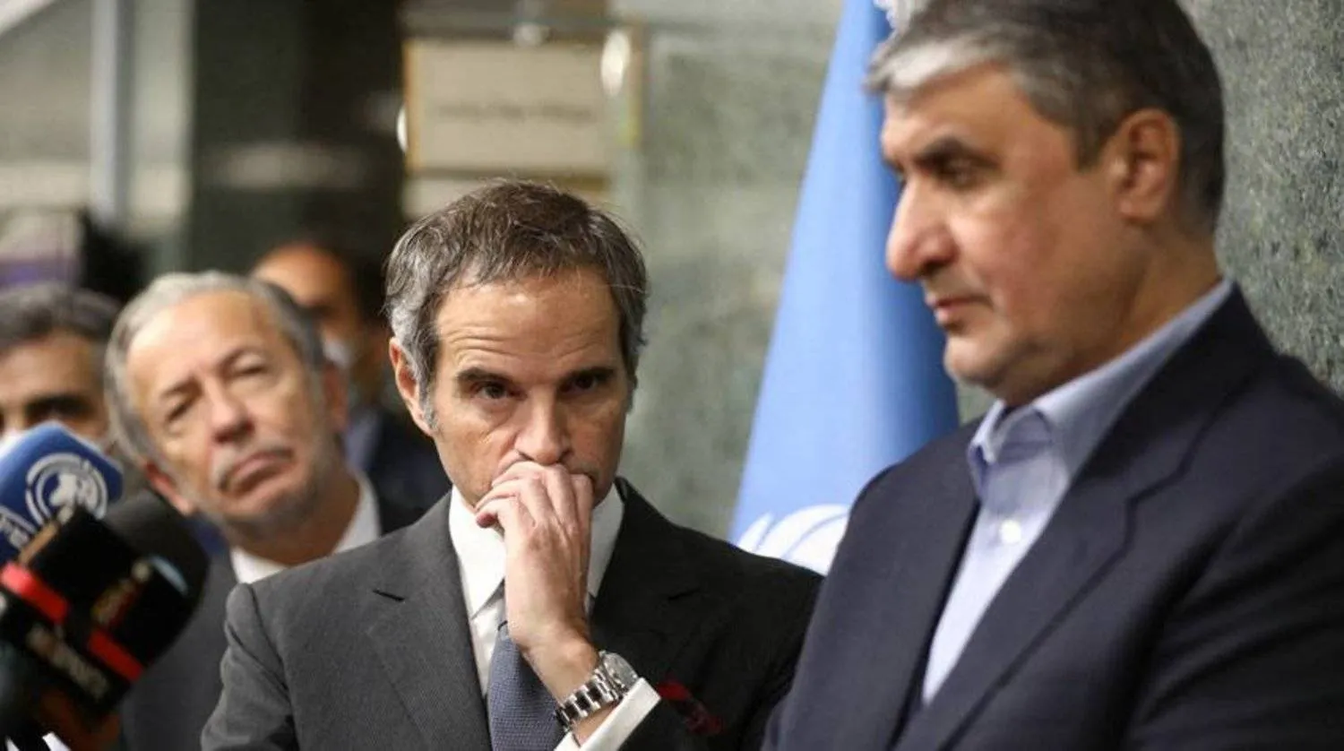 Director of the International Atomic Energy Agency (IAEA), Rafael Grossi, and head of the Iranian Atomic Energy Organization, Mohammad Eslami (File photo: Reuters)