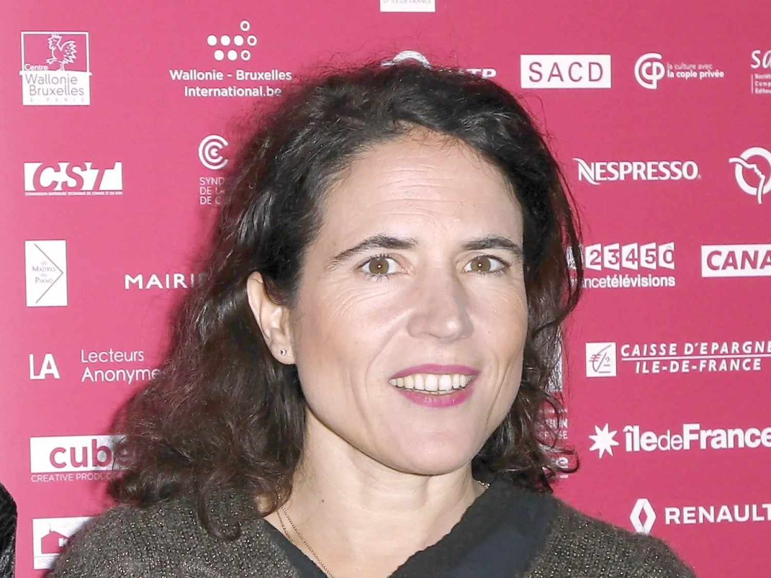 ابنة ميتران لـ«الشرق الأوسط»: أبي فتح شهيتي للأدب