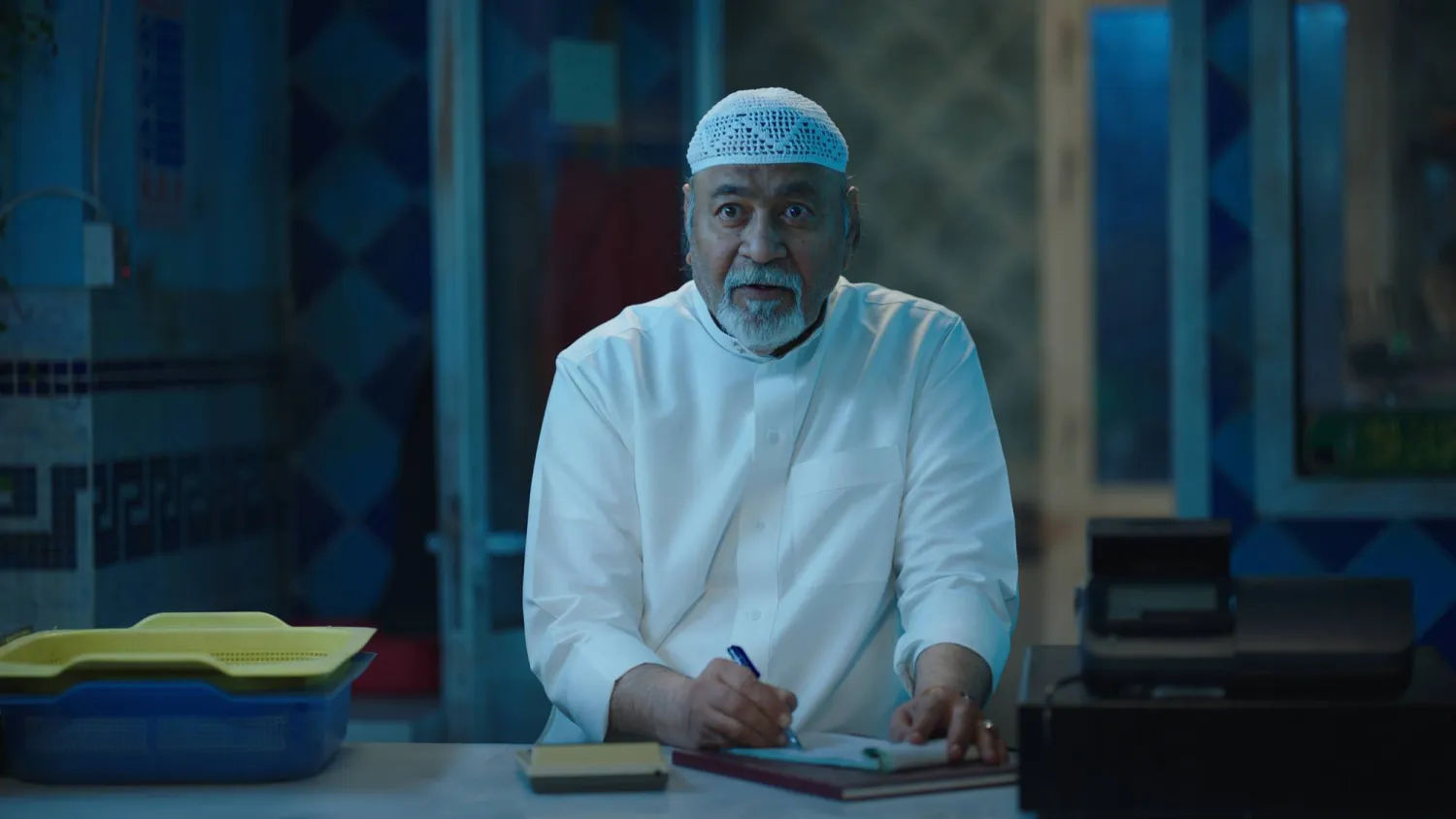 الممثل السعودي محمد بخش في دور الأب جمعة