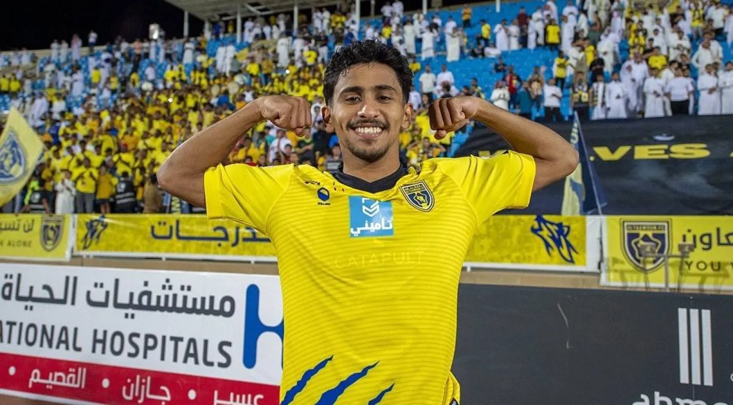 يسعى النادي الأهلي لتعزيز صفوفه بأسماء محلية (نادي التعاون)