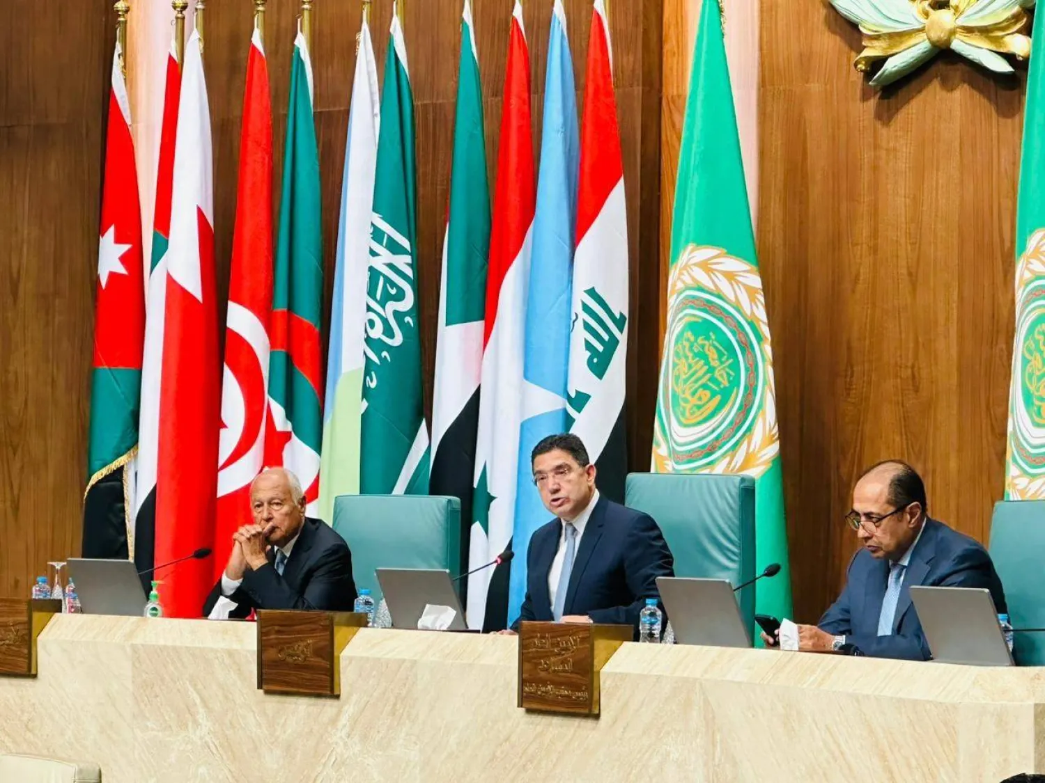 وزير الخارجية المغربي خلال إلقاء كلمته (الشرق الأوسط)