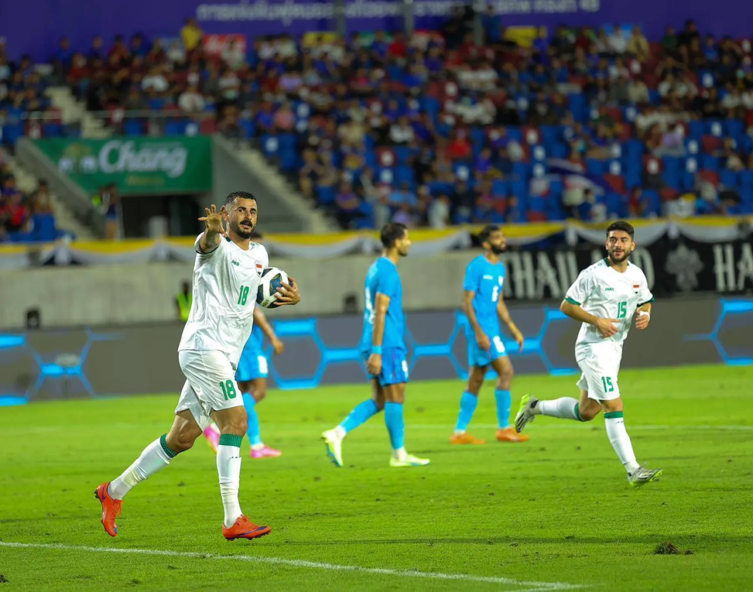 منتخب أسود الرافدين تمكّن من قلب تأخره لفوز على المنتخب الهندي (المنتخب العراقي)