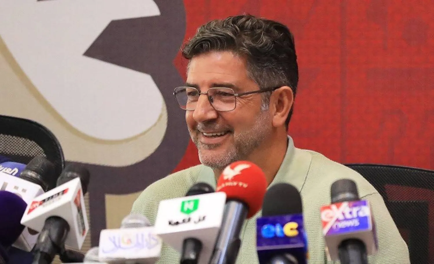 المدرب فيتوريا متحدثاً للإعلاميين (اتحاد الكرة المصري)